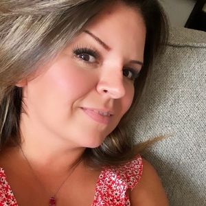 Meet your Posher, Daniela